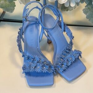 Gianni Bini Blue Sandals with Strappy Design and Floral Cutouts